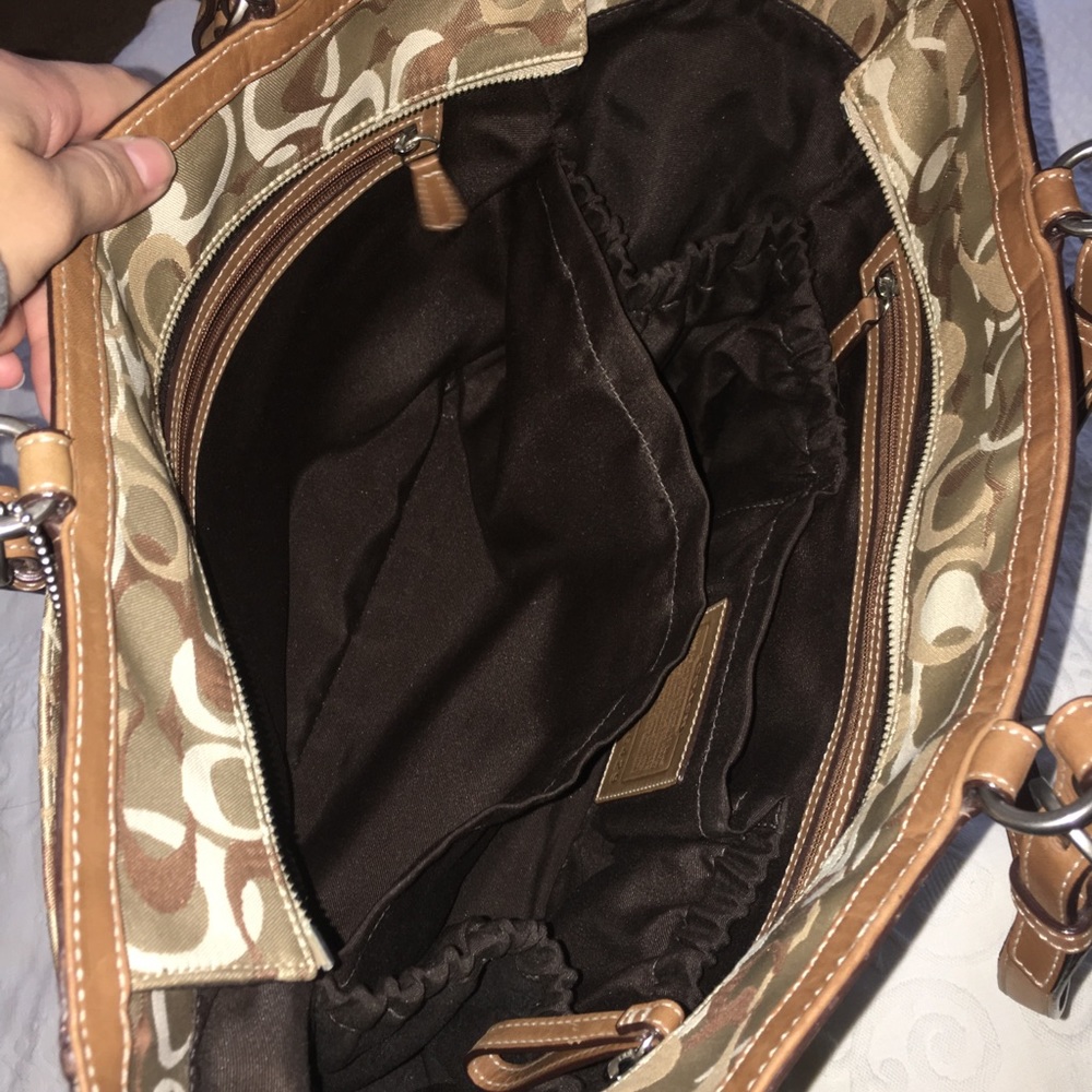 Make an offer ⚡️ COACH Logo Beige Baby Tote Bag - Picture 4 of 8